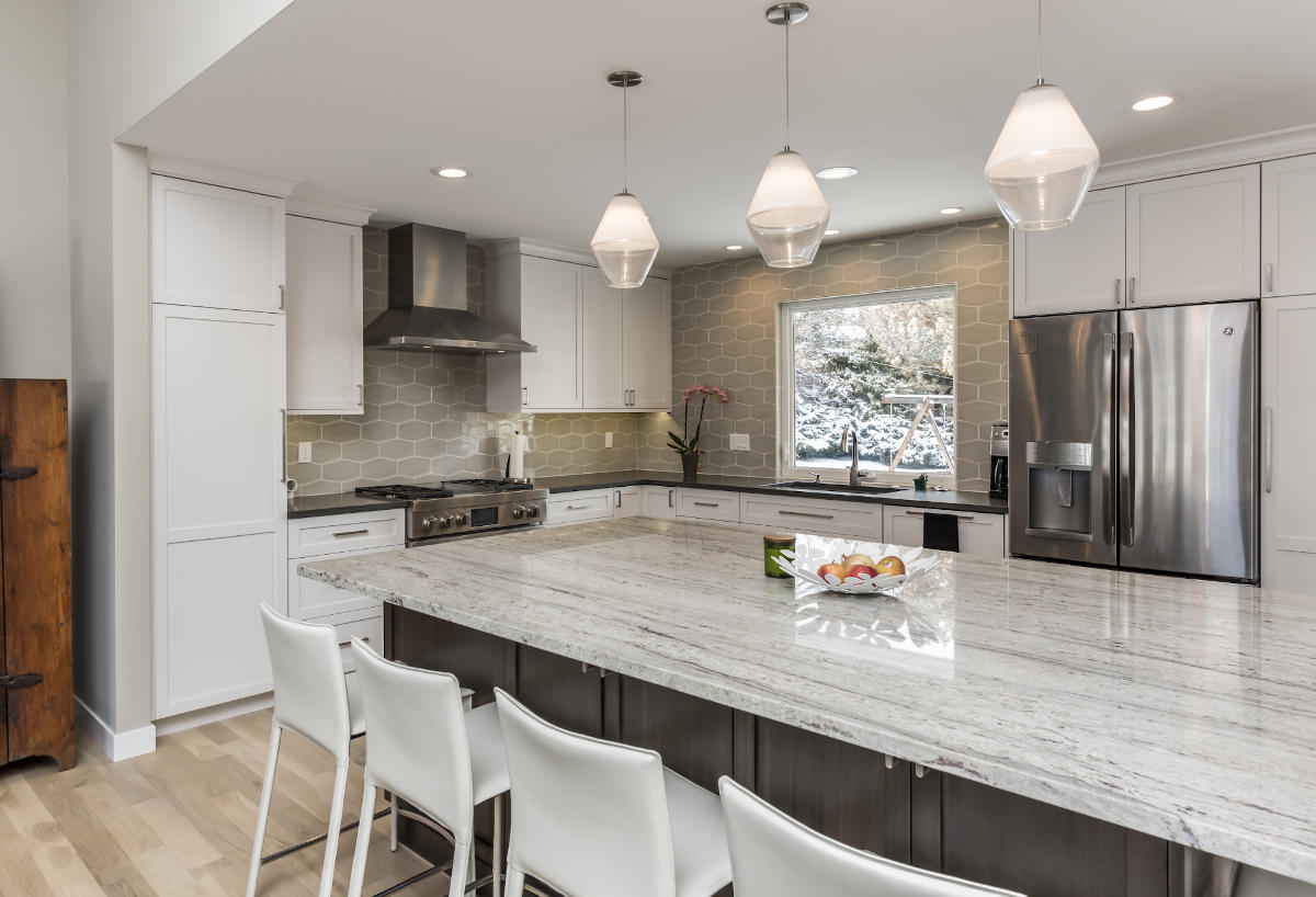 Sophistication: full custom countertops and cabinets
